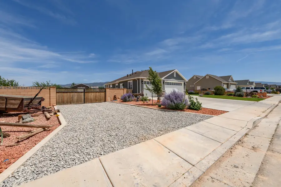 4784 N 2525, Cedar City, UT 84721 - #3