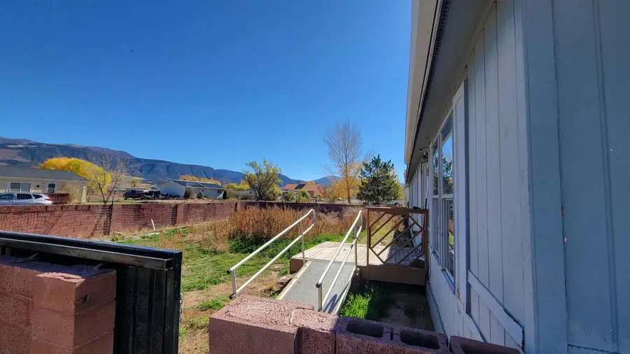 4261 N Morgan Dr, Enoch, UT 84721 - Image #2