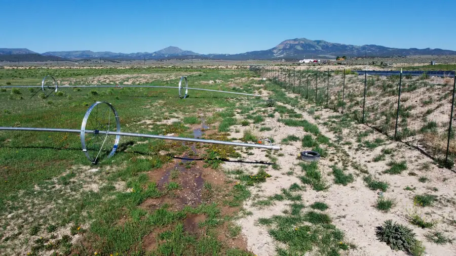 440 E Palomino Ct, Panguitch, UT 84759 - Image #3