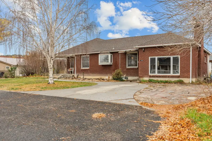 81 N 500, Tropic, UT 84776 - Image #2