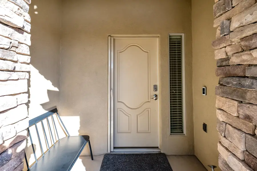 1392 W Harvest Heights Dr, Saint George, UT 84790 - Image #2