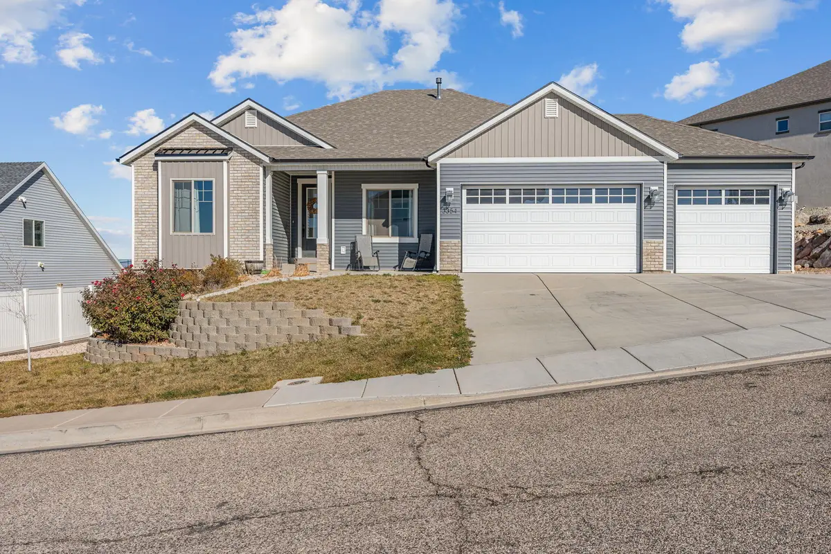 3354 W Kingsbury Dr, Cedar City, UT 84720 - Image #1