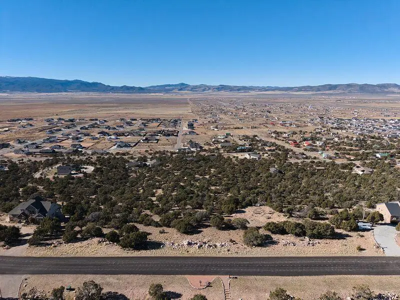 1624 S Panorama Dr, Cedar City, UT 84720 - Image #2