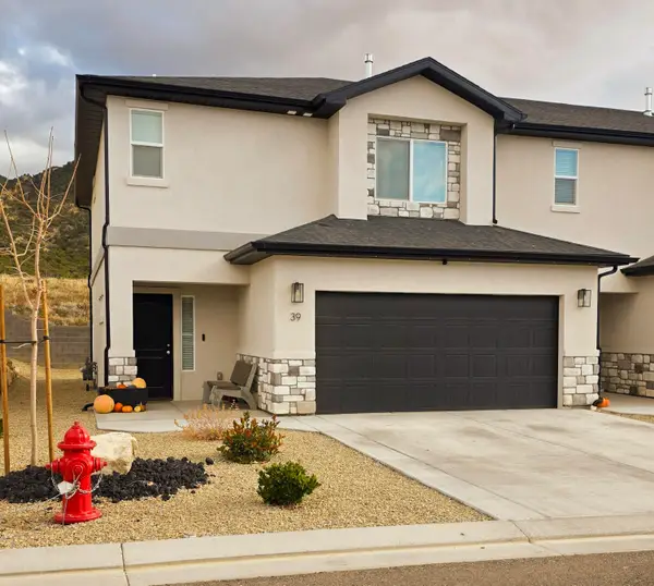 668 E Fiddlers Cove Dr #39, Cedar City, UT 84721