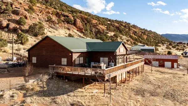 1758 N Foothill Dr, Paragonah, UT 84760