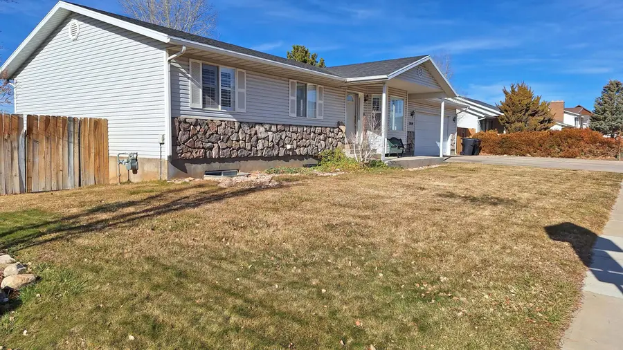 2059 N Wedgewood Ln, Cedar City, UT 84721 - Image #3