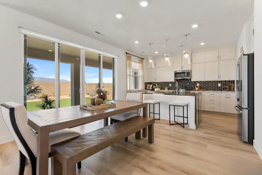 528 W Green Mountain Dr, Saint George, UT 84790 - Image #3