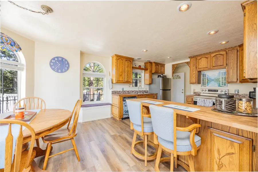 1675 E Strawberry Creek Cir, Duck Creek Village, UT 84762 - #2