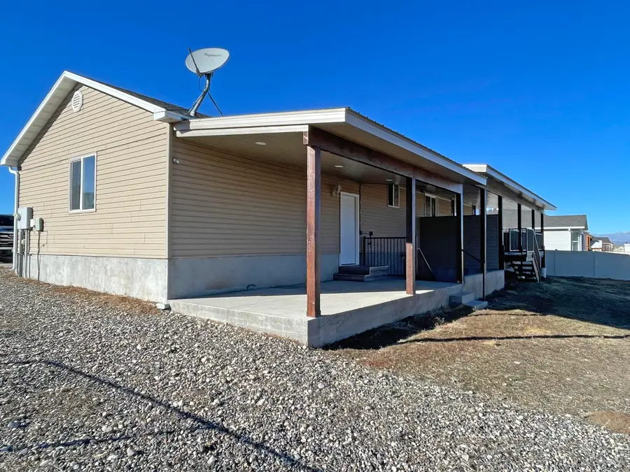 955 S 190, Panguitch, UT 84759 - #2
