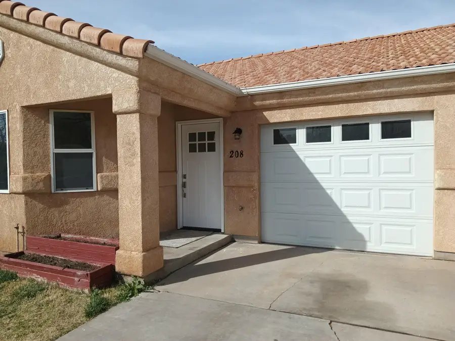 208 W 685 N., La Verkin, UT 84745 - #3