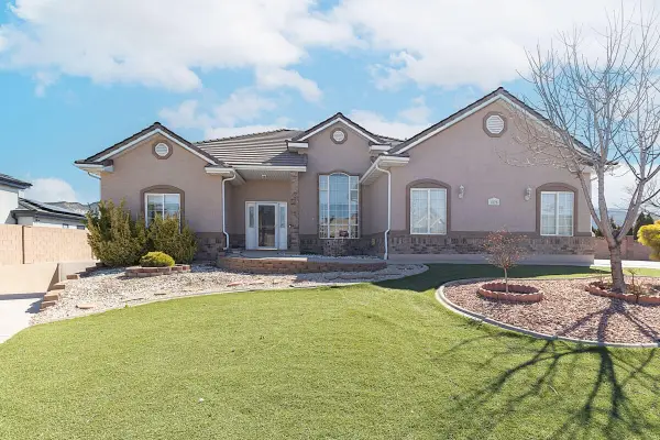 1025 S 1850, Cedar City, UT 84720