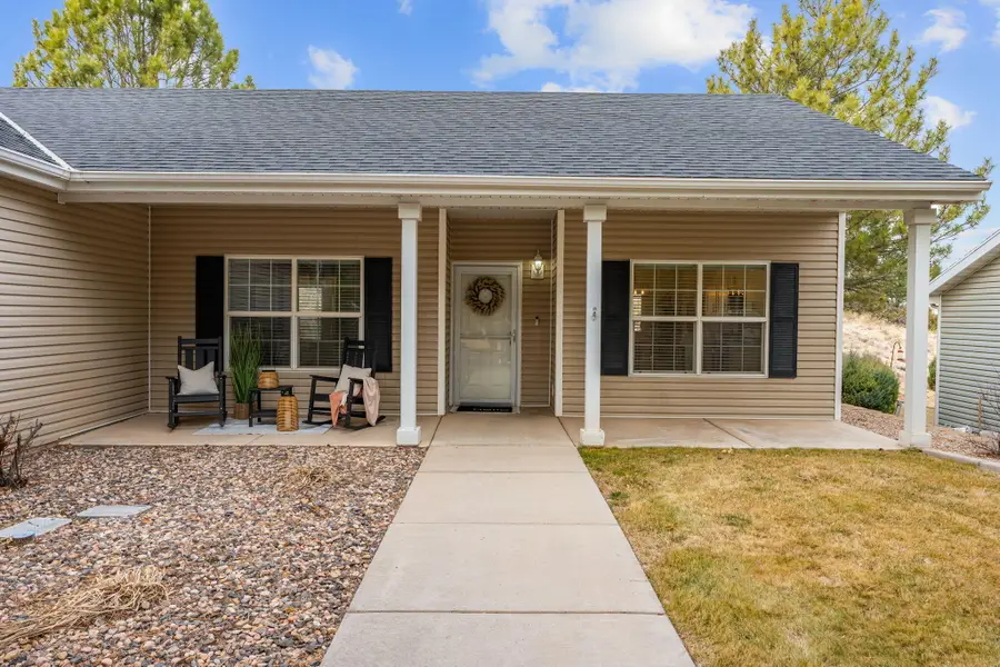 367 N Tahquitz Dr, Cedar City, UT 84720 - #2