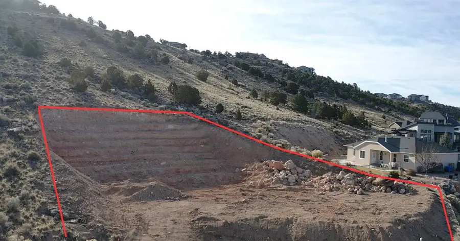 2691 W Cookie Jar Cir, Cedar City, UT 84720 - #3