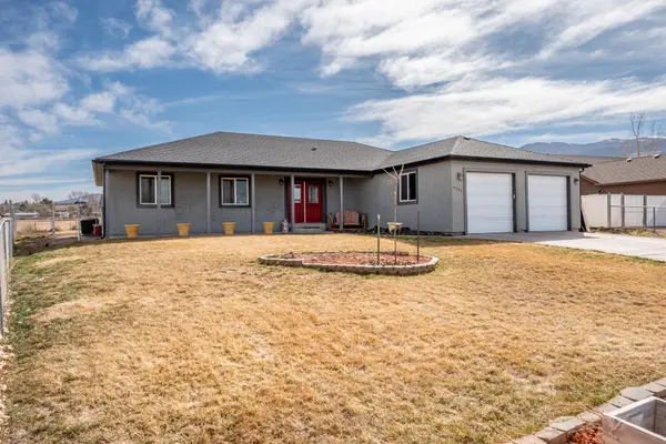 5222 N Tomahawk Dr, Enoch, UT 84721