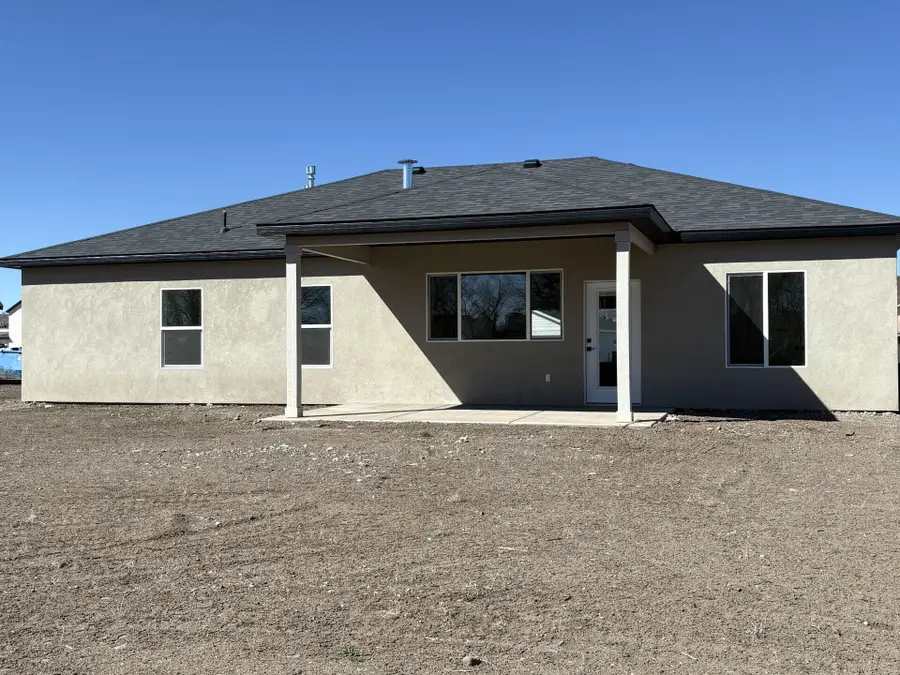 658 N Kaycie Ln, Panguitch, UT 84759 - #2