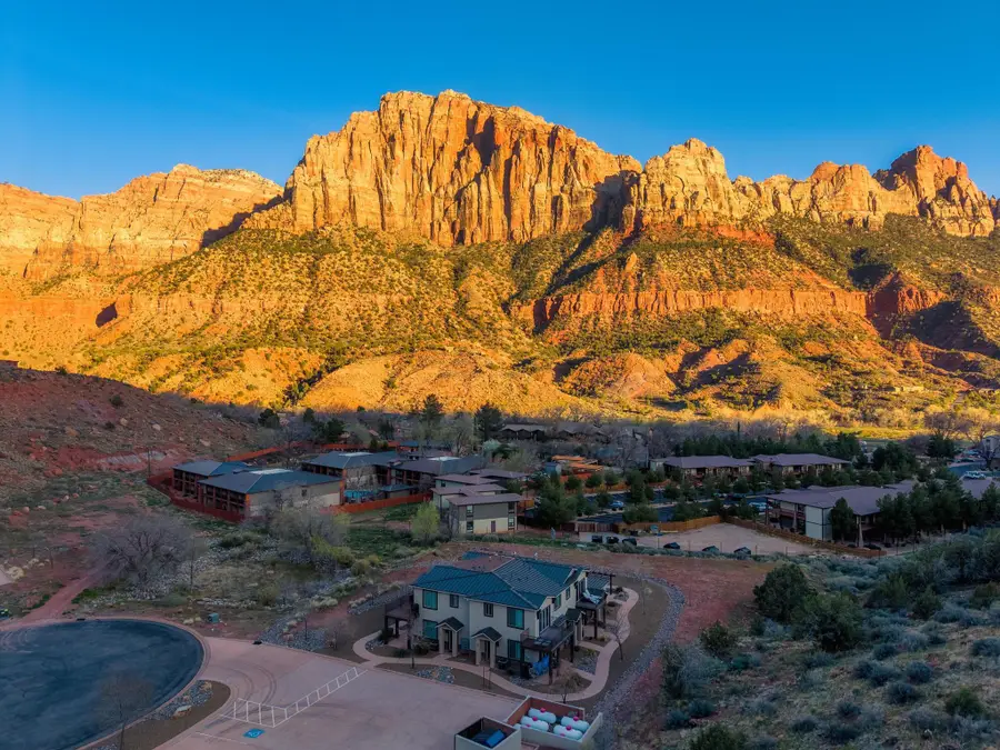 101 Trapper Cir #F, Springdale, UT 84767 - #3