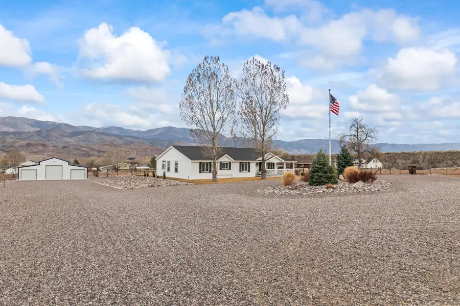 351 S Bullion Canyon Rd, Marysvale, UT 84750 - #2