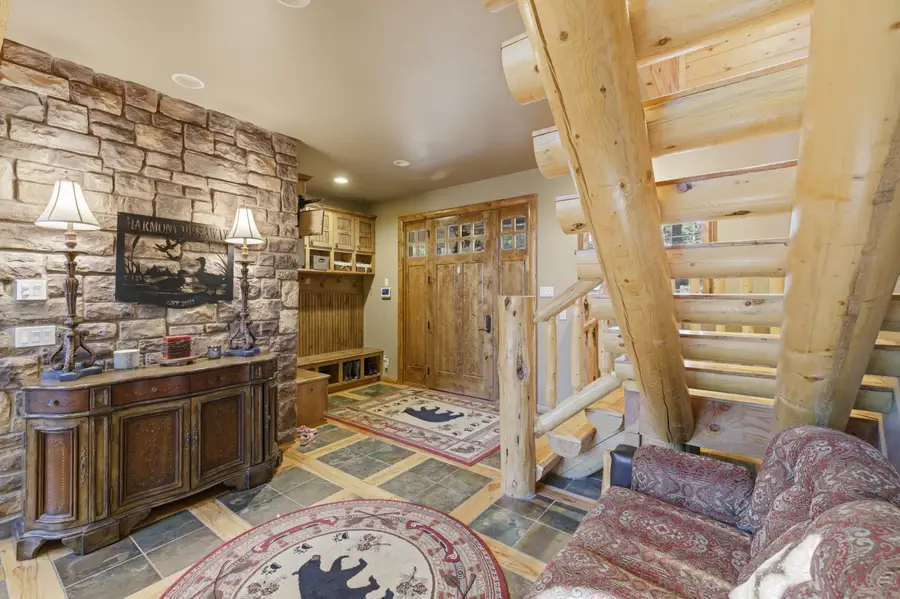 1360 E South Mossberg Rd, Duck Creek Village, UT 84762 - #3