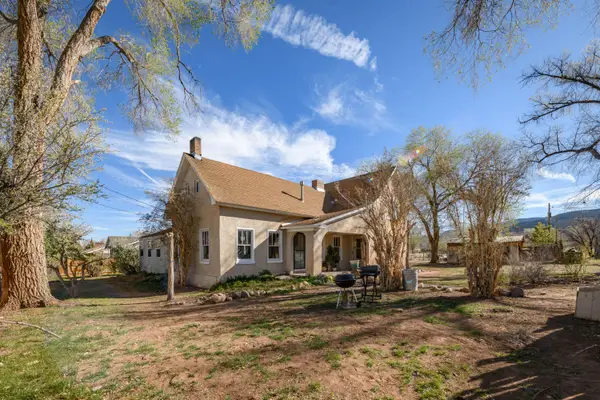 207 E 300, Parowan, UT 84761