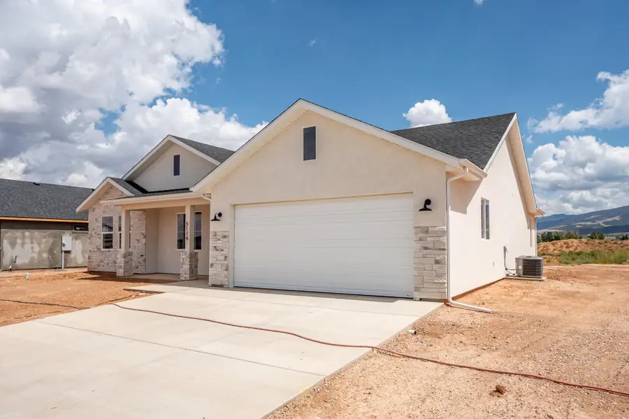 5174 N Sagewood Ln, Enoch, UT 84721 - #2