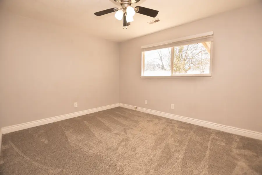 160 E 300 North St, Beaver, UT 84713 - #2