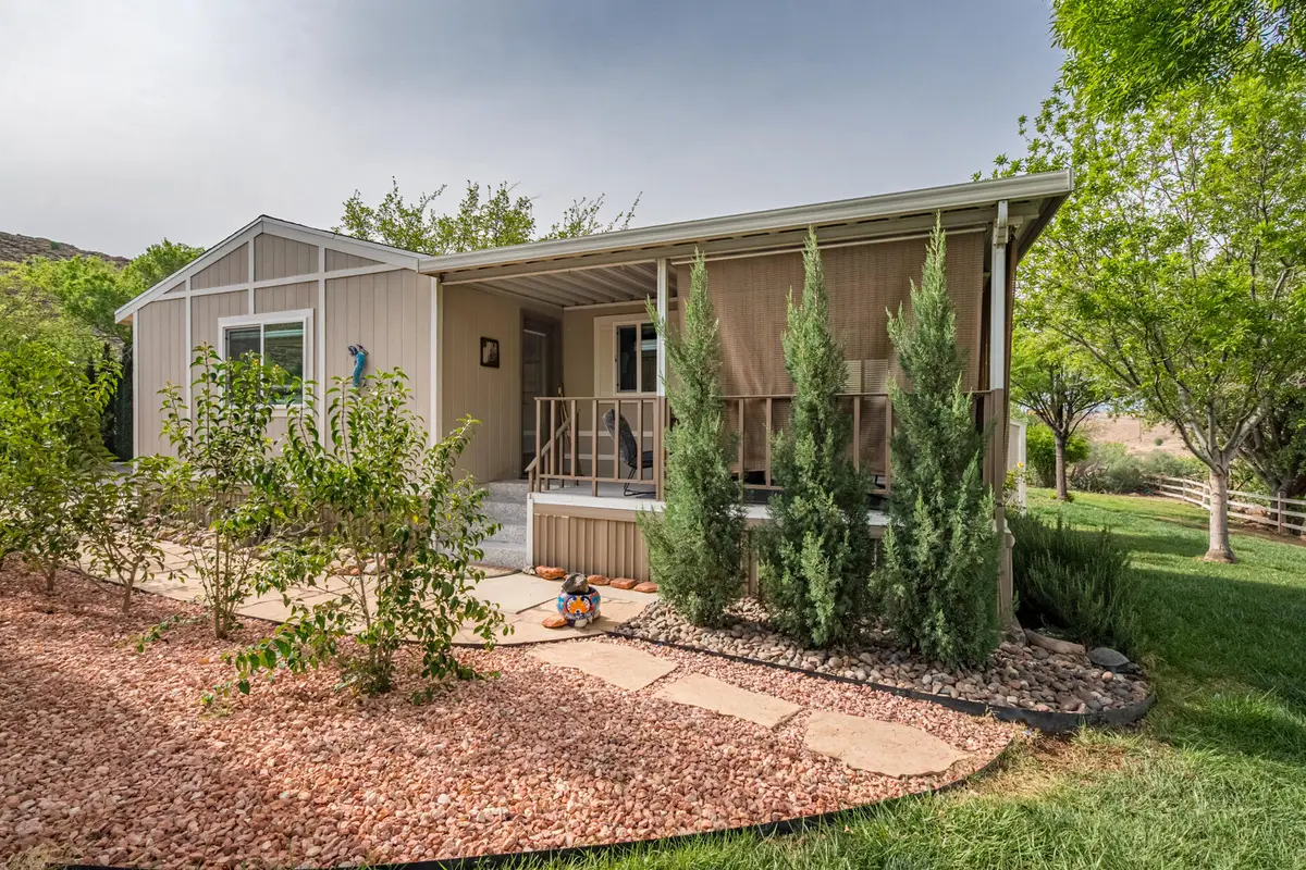 5 Scenic Cir, Hurricane, UT 84737 - #1