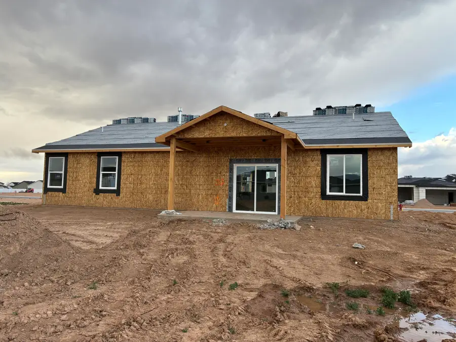 946 E Remington Rd, Enoch, UT 84721 - #3