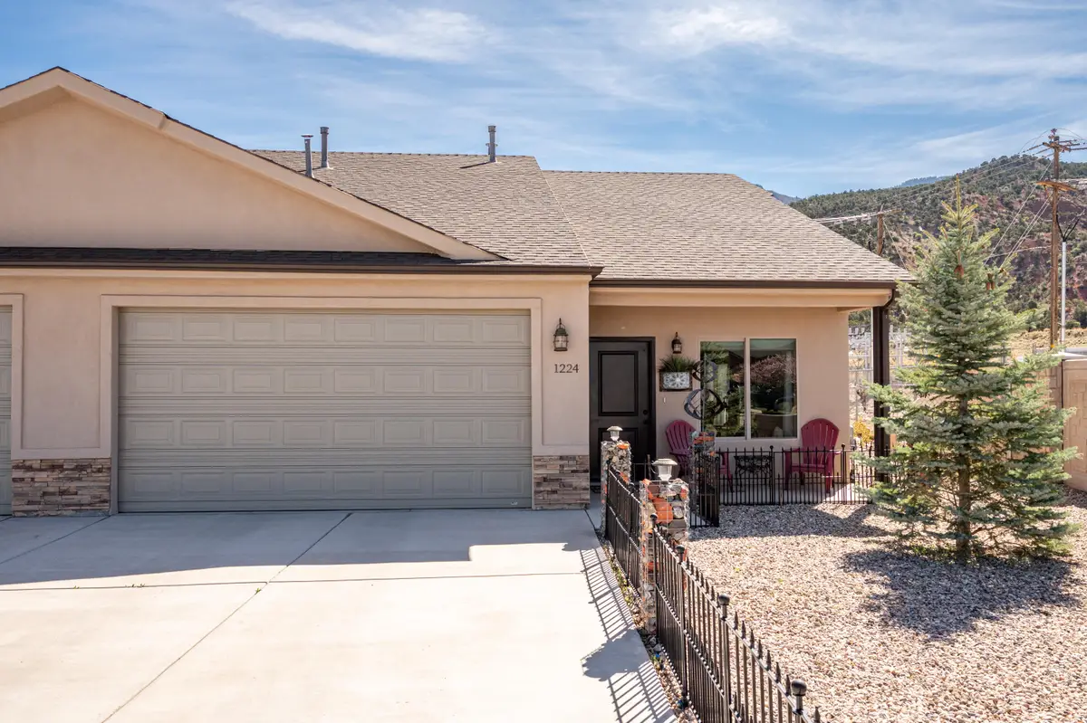 1224 S Bristlecone Dr, Cedar City, UT 84720 - #1