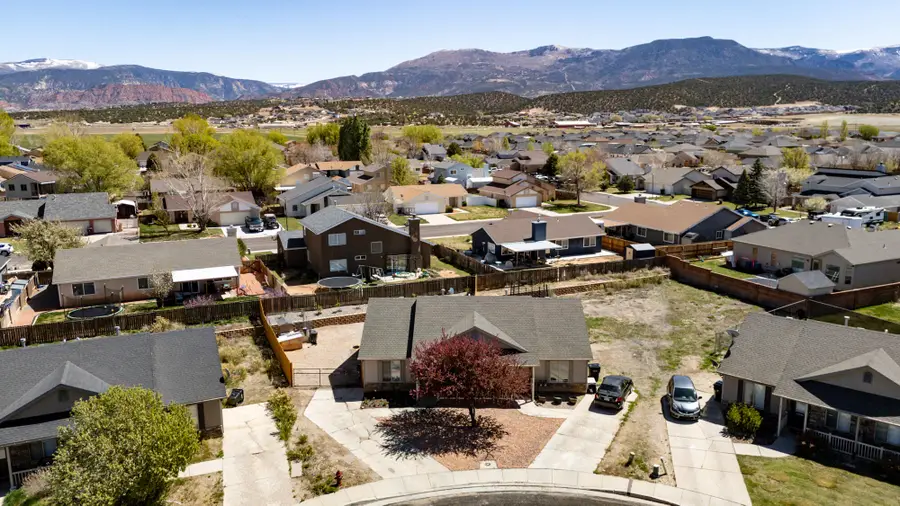76 & 78 N 4150, Cedar City, UT 84720 - #2