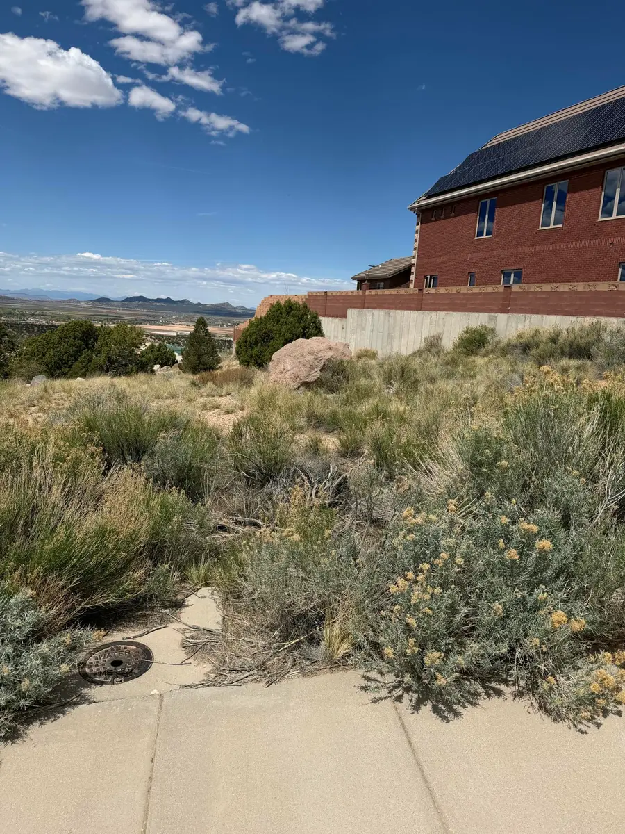 396 S Carmel Ridge Cir, Cedar City, UT 84720 - #3