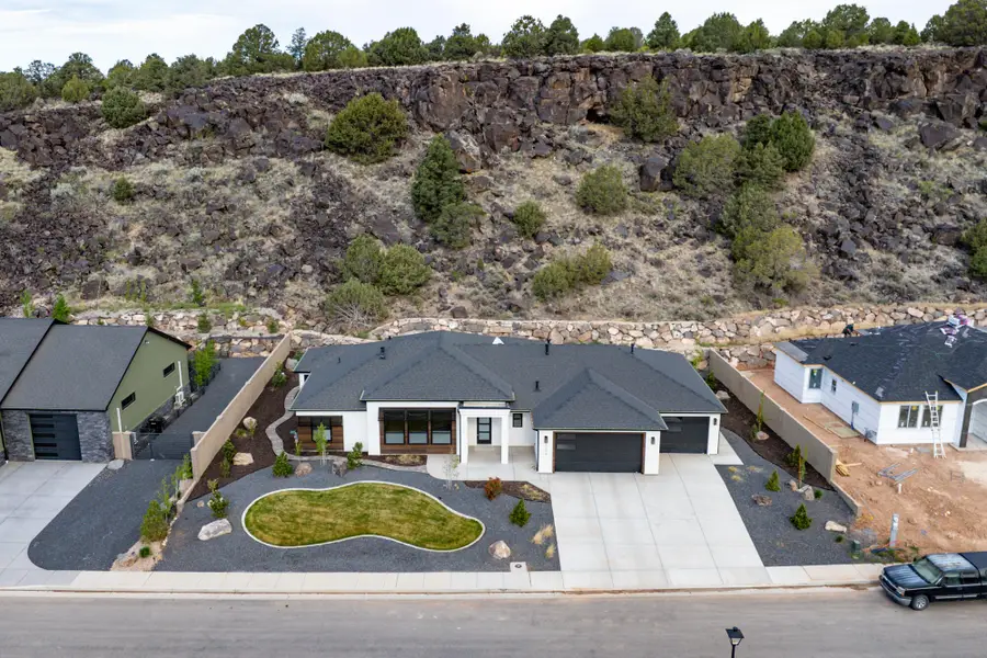 2274 S Canyon Cir, Cedar City, UT 84720 - #2