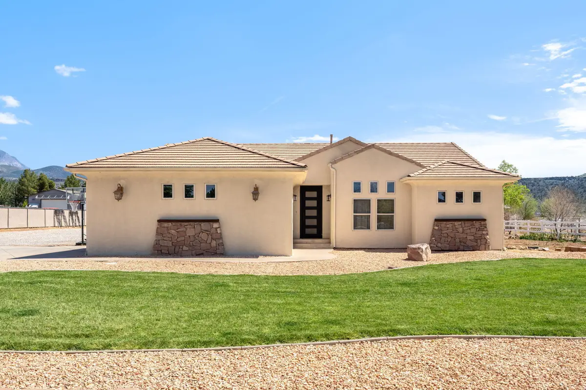 7776 N Wagon Rd, Saint George, UT 84770 - #1