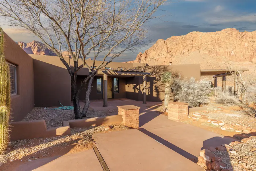 874 Road Runner Ct, Ivins, UT 84738 - #3