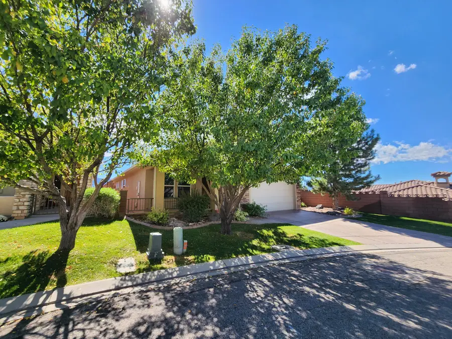 2445 W Cresent Heights Dr, Cedar City, UT 84720 - #3