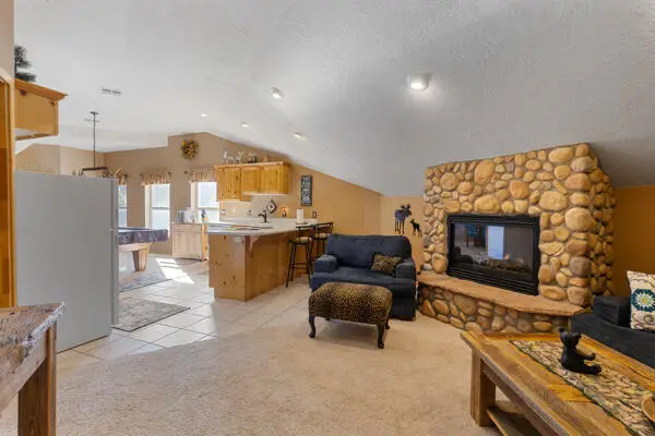 695 Movie Ranch Rd #11, Duck Creek Village, UT 84762