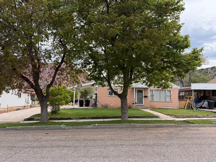 299 S 300, Cedar City, UT 84720 - #2