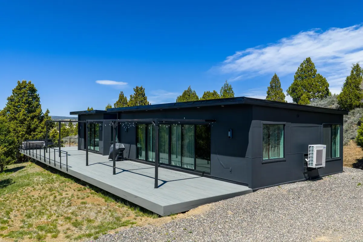 4225 N Uintah Dr, Alton, UT 84710 - #1