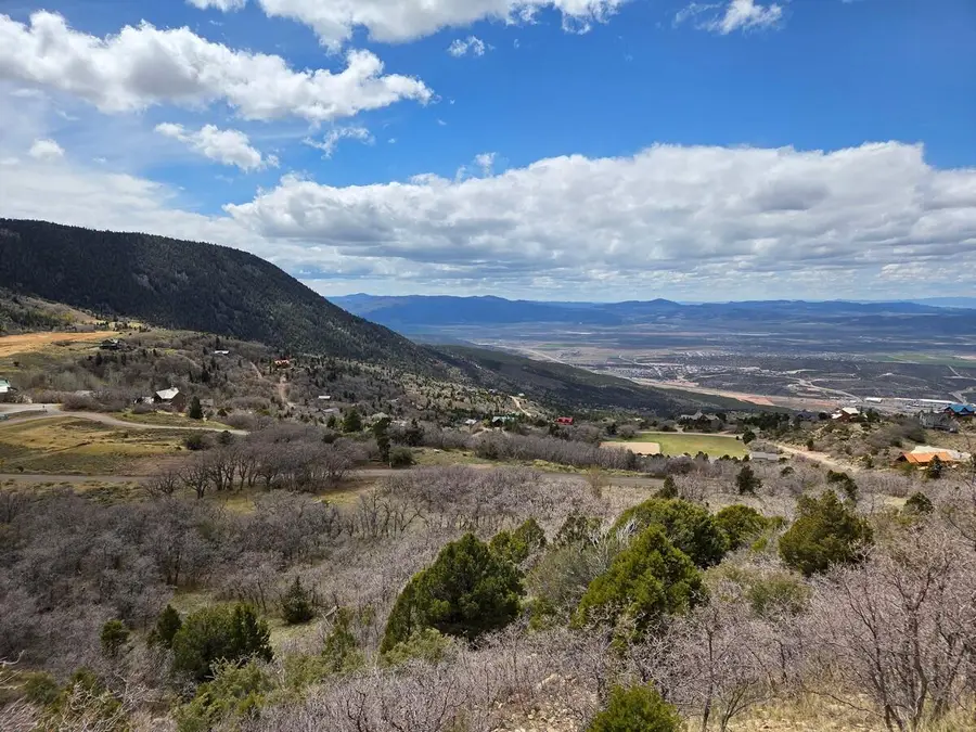 E Cedar Highlands Dr, Cedar City, UT 84720 - #3