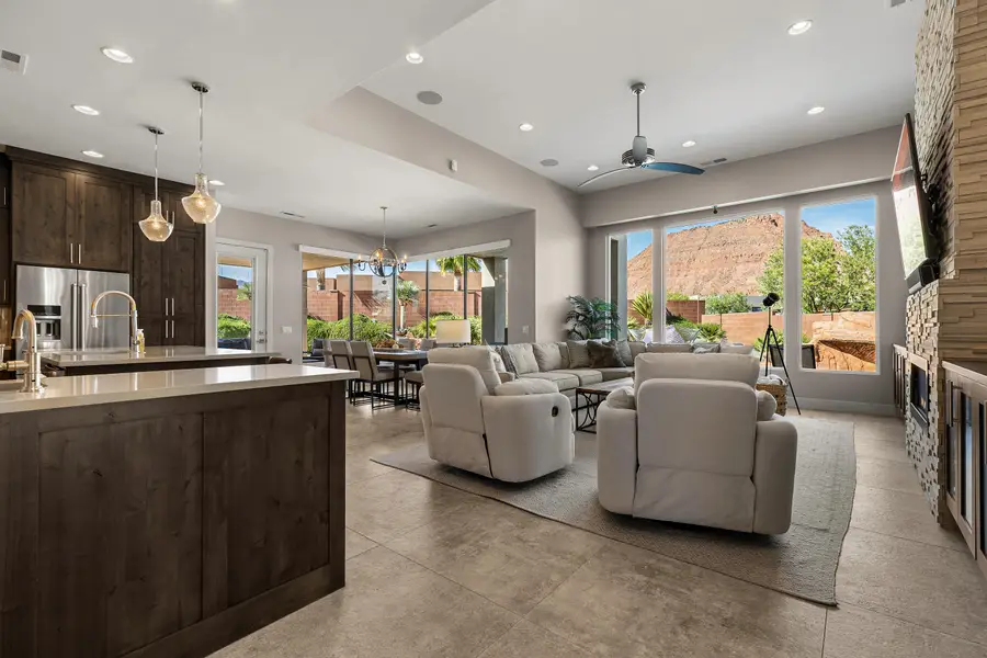 496 W 80, Ivins, UT 84738 - #3