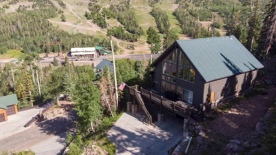 244 W Pine Hurst St, Brian Head, UT 84719 - #3