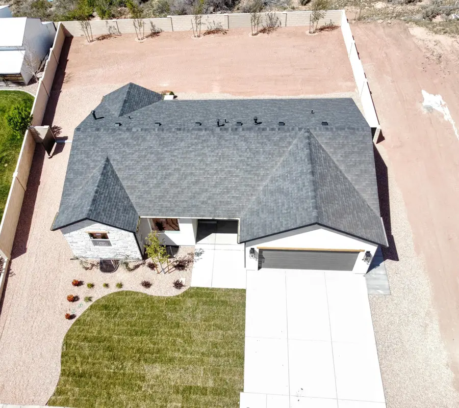 678 W 325, Parowan, UT 84761 - #3