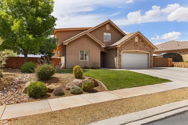 225 N Falcon Ct, Ivins, UT 84738