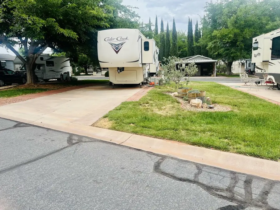 180 N 1100 #89, Washington, UT 84780 - #3