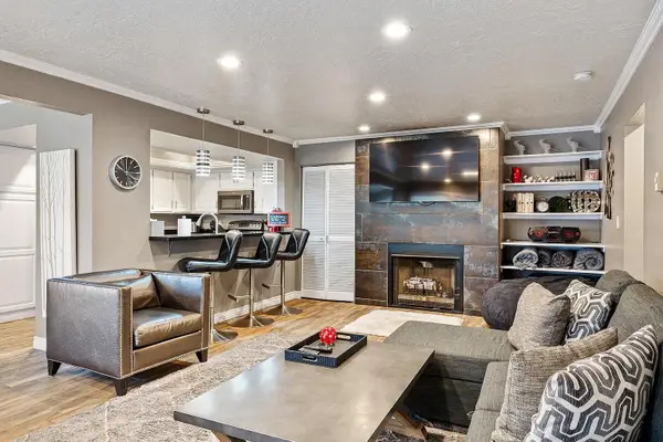150 W Ridge View #204 St, Brian Head, UT 84719