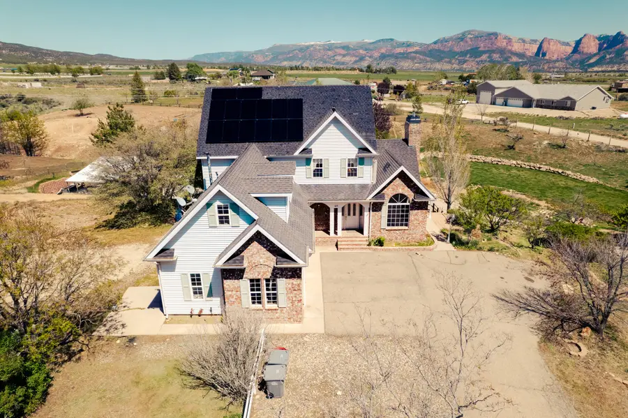 123 S Rachel Ln, New Harmony, UT 84757 - #2