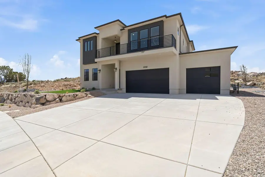 2242 S 2925 St, Cedar City, UT 84720 - #3
