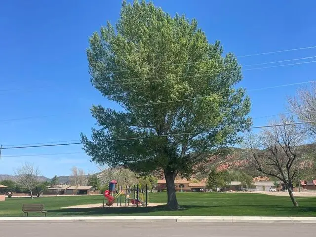 190 S 300 #D-2, Parowan, UT 84761 - #2