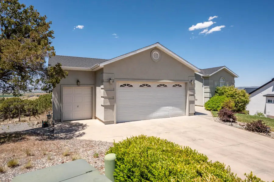 164 S Chaparral Dr, Cedar City, UT 84720 - #3