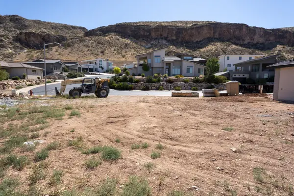 459 N 200, La Verkin, UT 84745
