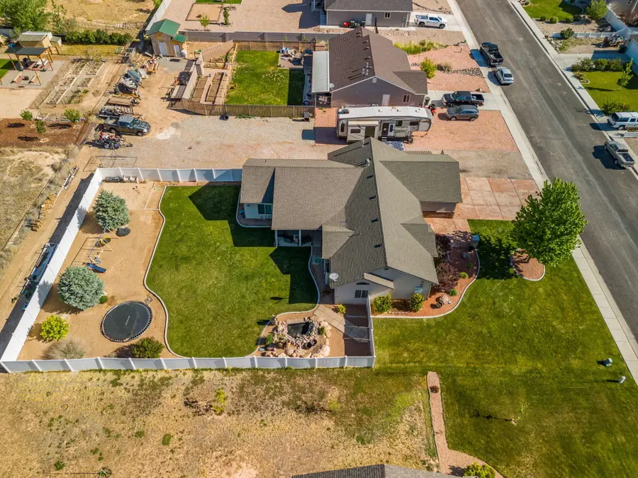 4483 N Prospector Ln, Enoch, UT 84721 - #3